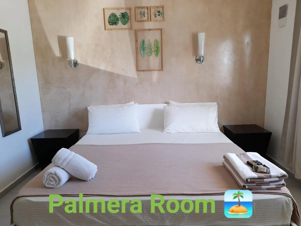 Casa Linda Isla-Room Palmera-Shared Pool Isla Mujeres